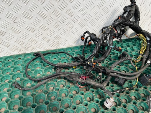 NISSAN PRIMERA P12 02-07 1.9 DCI bundle motor wiring 24011-BA280 OE