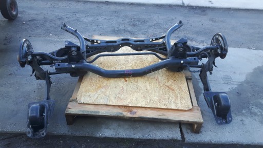 Задняя подвеска задней тележки vw golf vii audi 5q0505315g