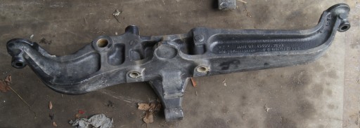 81436303202 81436303203 - Основа, кріплення задньої подушки, людина-дельфін tgx tgs