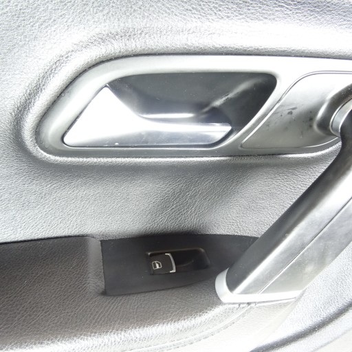 VW PASSAT CC upholstery door left rear part