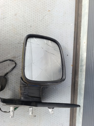 VW T5 mirror left driver´s 5 PIN damaged