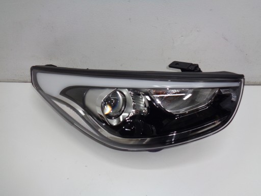 HYUNDAI IX35 LIFT light XENON right complete 13r- 92102-2S EUROPA