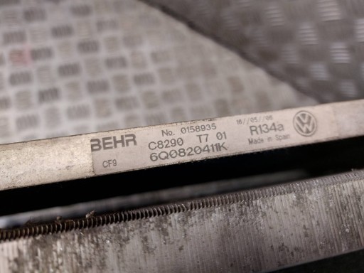chladič vody klimatizaci ventilátor VW POLO IV LIFT 1.2 6V 6Q0820411K