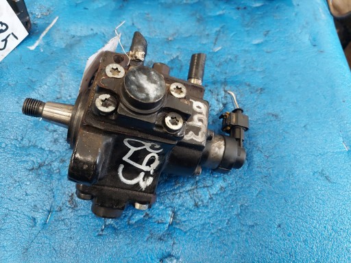Einspritzpumpe BOSCH ZAFIRA B 1.9 CDTI 0445010156