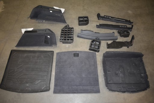 IDEALNY boot upholstery boot VW TOUAREG III 1