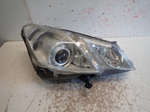 light right front MERCEDES E-KLASA W207 XENON