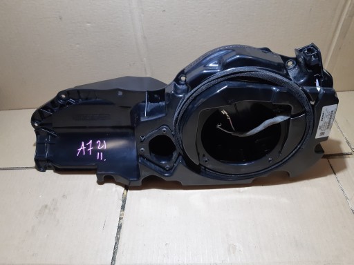 AUDI A6 A7 C7 cover of the speaker SUBWOOFERA BOSE left front 4G8035297A