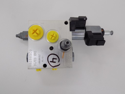 47582617 - КОРПУС ГИДРАВЛИЧЕСКОГО КЛАПАНА CNH CASE IH