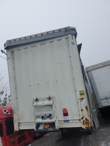 000 - ПЕРЕДНЯ СТІНКА НАПІВПРИЧІП KRONE MEGA