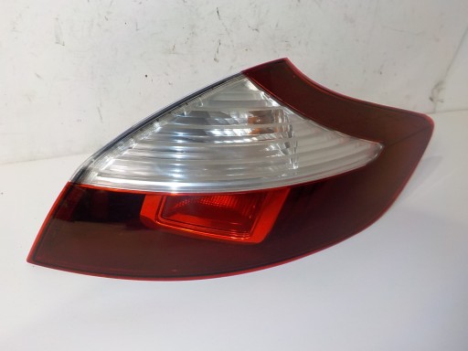RENAULT MEGANE III HB light right rear part rear CIEMNA