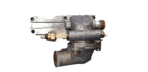 DAEWOO db33 a корпус термостата