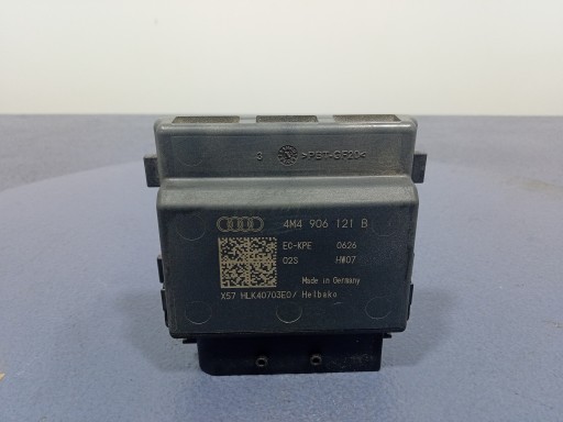 Модуль контроллера топливного насоса audi q8 rsq8 4m8 4m4906121b