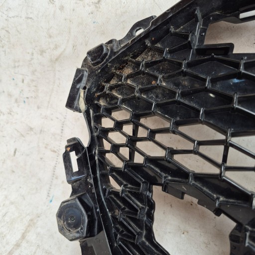 MAZDA 3 IV 19-> Grill Grill