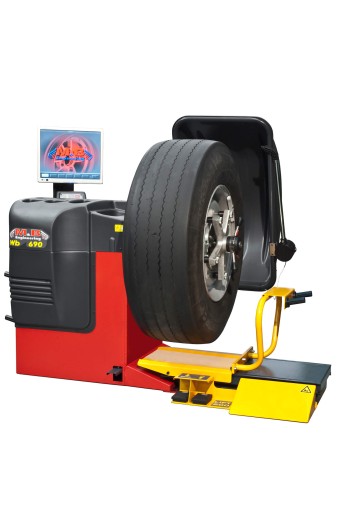 БАЛАНСУВАЛЬНИЙ ВЕРСТАТ M & B WB 690 3D