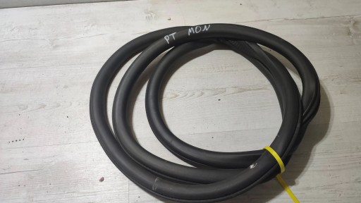Ford Mondeo MK5 16r 2.0TDCi rear part side right gasket door