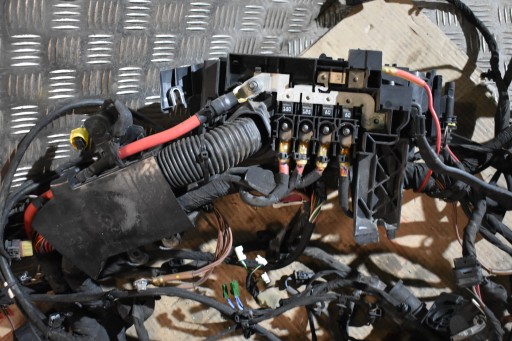 perfect condition wiring KOMORY of the engine RADAR MULTIBEAM MERCEDES W177 A45 1