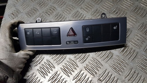 MERCEDES W203 LIFT control panel GRZANE seats AWARYJNY PDC 2038215781