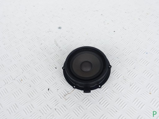 PORSCHE CAYENNE 7P5 10- speaker door rear part