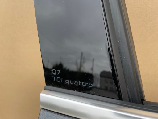 door AUDI Q7 4M LIFT II 2024- W colour LZ7S as new original front right