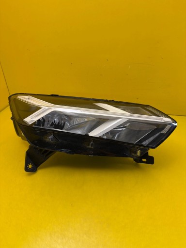 light right Dacia Sandero 3 III Lift Logan Jogger Full Led 260107920R