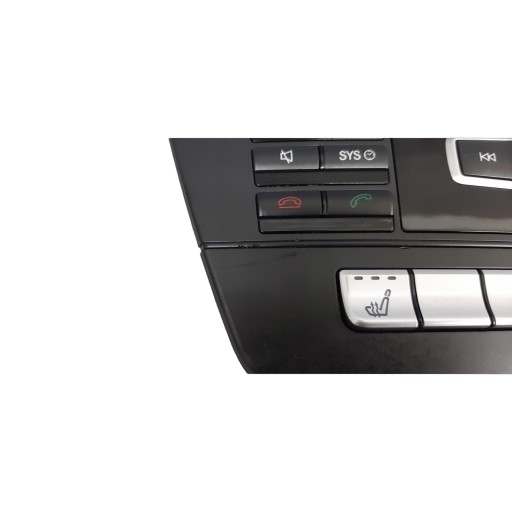 RADIO Fabrique MERCEDES C W204 LIFT A2049004306