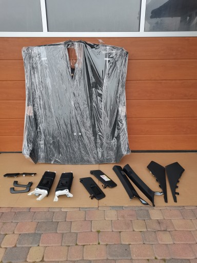 8W6867506B - AUDI A5 8W6 S-LINE купе софит комплект