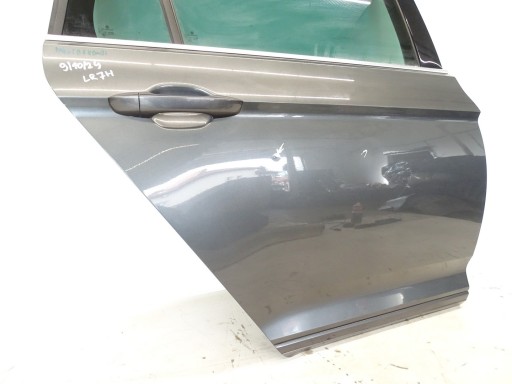 dveře pravý záď pravé zadní VW PASSAT B8 14- KOMBI LR7H