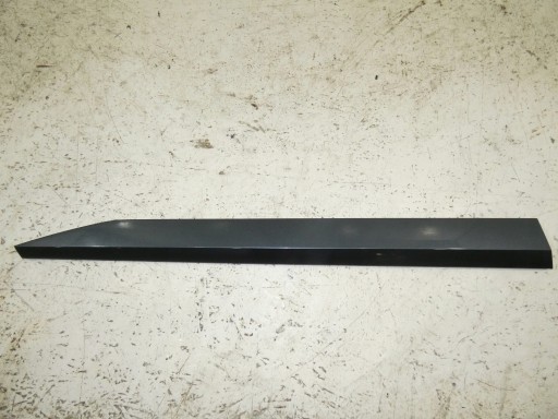 Skoda Superb III moulding door left front 3V0854939