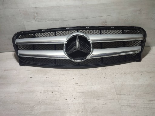 Mercedes-Benz GLA W156 2015 Maskownica / Grill / Grill oben des Kühlers