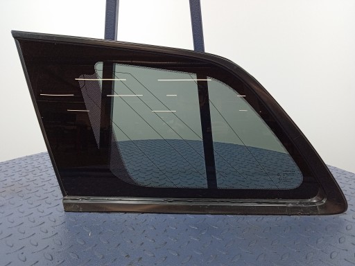 GRAND CHEROKEE WK2 КУЗОВНОЕ СТЕКЛО ЗАДНЕЕ ЛЕВОЕ 15R