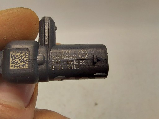 Mercedes GLA 200 II H247 Crashsensor Drucksensor Airbag A2239052400