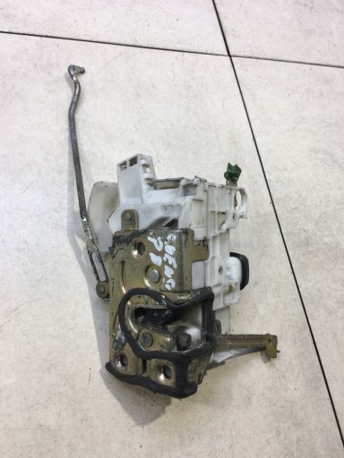 lock door right front TOYOTA AVENSIS T22