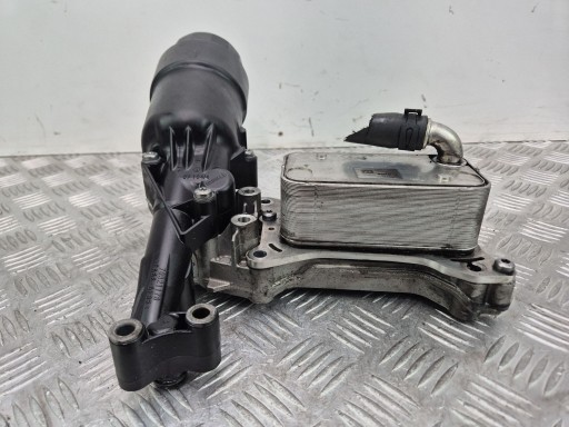 Mercedes E220 CDI W212 2.2 Ölfiltergehäuse 70586826 OM651924