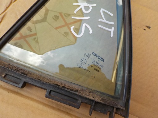 window left rear part toyota auris and 5d HB 2008r