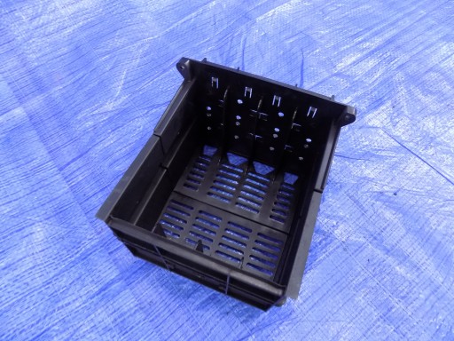 kasten MODULOW der sicherungen MAN TGL 10.180 07R