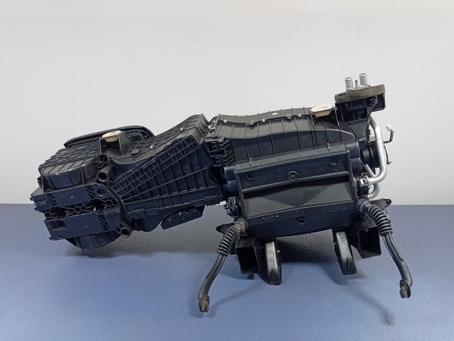 MERCEDES S W221 5.5 V8 нагреватель A2218304260