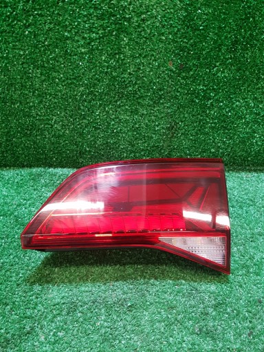 light right rear W KLAPIE VOLKSWAGEN TAOS 2GJ945094