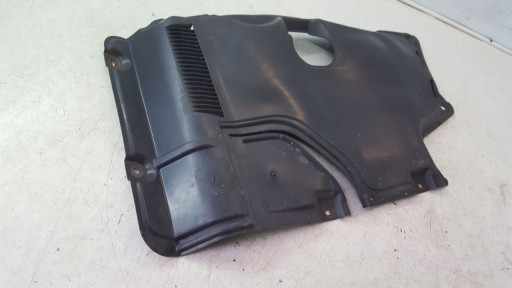 cover below engine of the engine Toyota Avensis T25 2,2