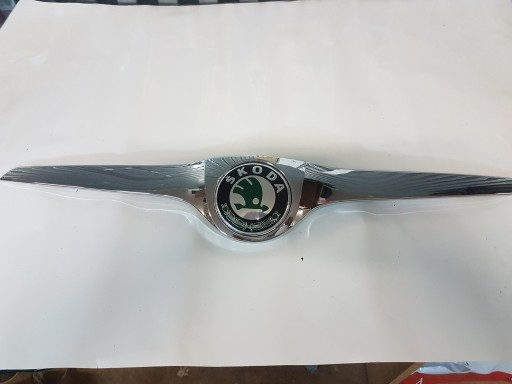 88530814602 - ХРОМОВАНА ПЕРЕДНЯ РЕШІТКА SKODA FABIA II ROOMSTER LIFT