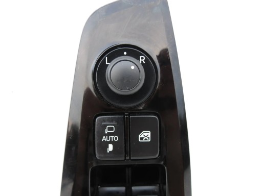 Mazda 3 III BM 2017 window control switch control panel of mirrors right front