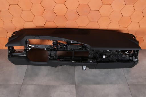 BMW 5 G60 G61 originál dashboard instrument panel console VEGANZA black