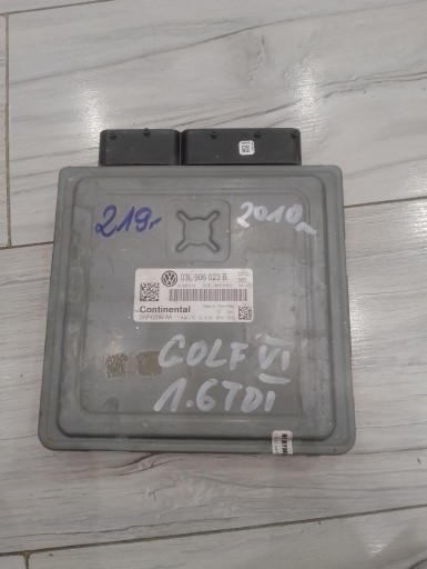 Контроллер компьютера volkswagen golf vi 1.6tdi 03l906023b 5wp42899aa