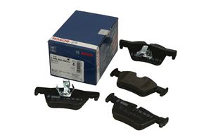 0 986 - BOSCH тормозные колодки зд BMW F20 F30 F31