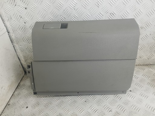passenger compartment of the passenger VOLKSWAGEN TOURAN 1 1T1857097
