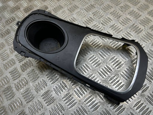 Poignée pour kubek Panel Toyota Avensis III T27 T29 2016 5880505210