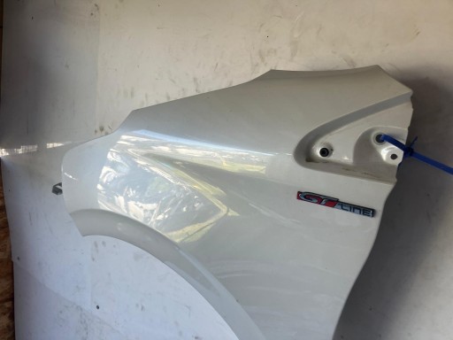 fender left front PEUGEOT 208 GT LINE EFCD BIALA PERLA
