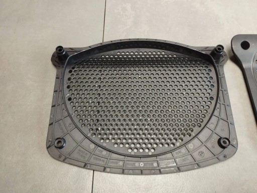 BMW 7 G11 Revêtement du haut parleur 9355524