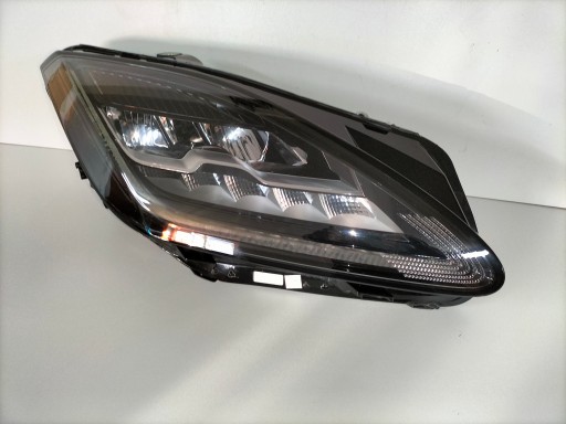 light front right JAGUAR E-PACE X540 17