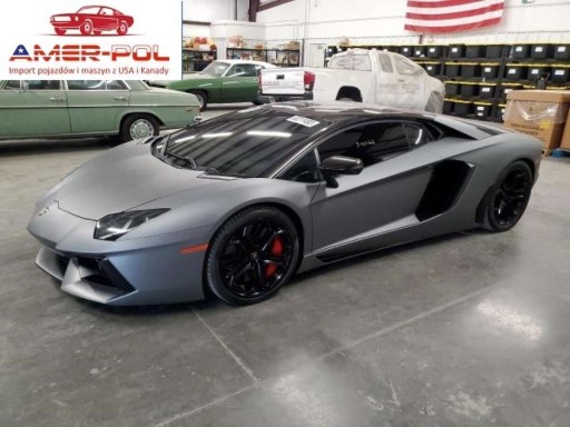 Lamborghini Aventador 2014