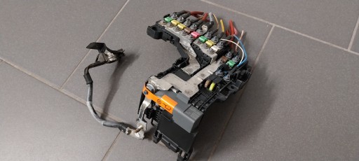 Модуль напряжения зарядки аккумулятора CITROEN PEUGEOT 9665878380 G06